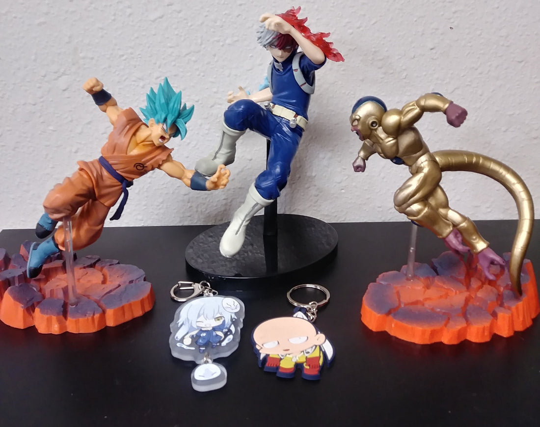 New figures and Keychains in Stock